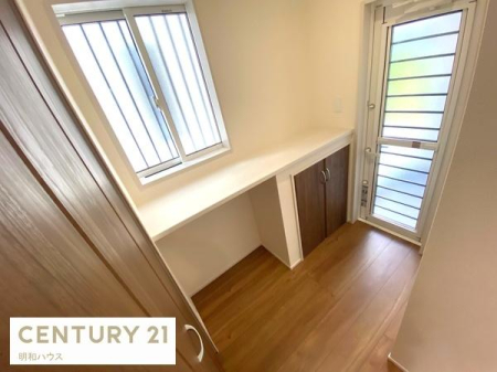 OʓH܂ތnʐ^ D݂̊ԎIтI