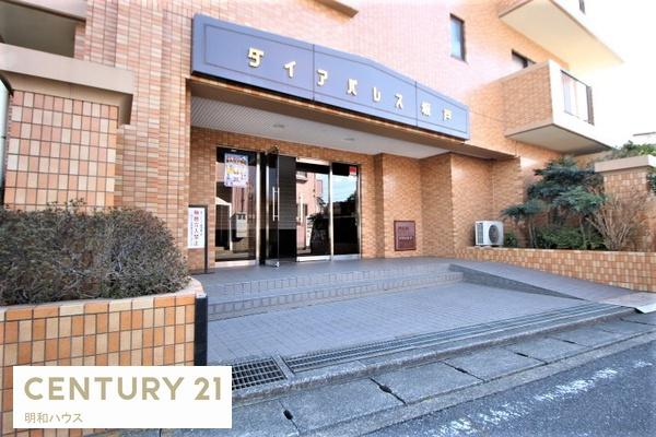 �G���g�����X �ՐÂȏZ��n�Ŋ����鉸�₩�ȐV����