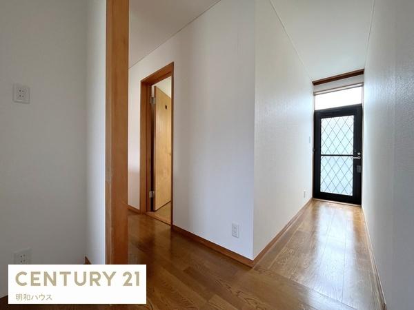 ���̑����� 2�K�z�[������o���R�j�[�֏o���܂��I