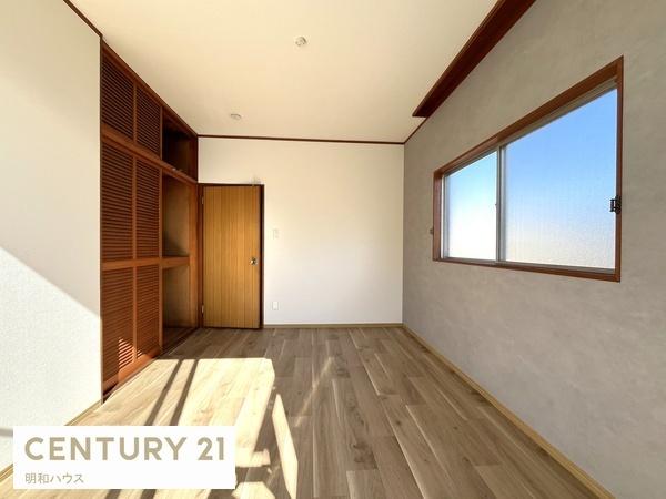 �m�� 2�K�m��