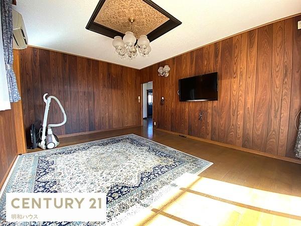 �m�� 1�K�m��10���I