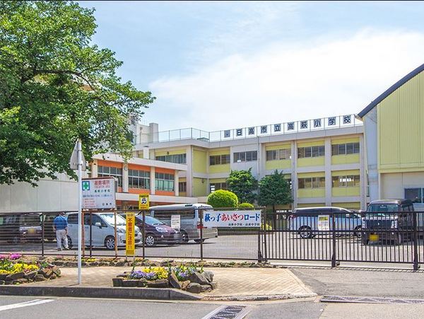 ���ӊ� �y���w�Z�z�F700m�����s���������w�Z