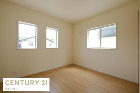 �m�� �m��5.25��