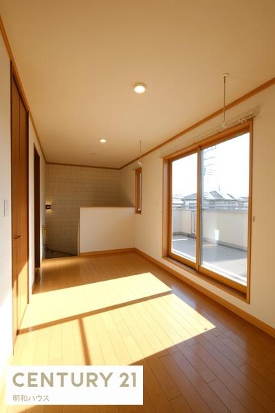 ���̑����� 2�K�z�[���ɂ͎������������t���Ă܂��I