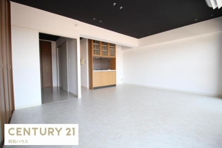 ���r���O �A�N�Z���g�N���X����������LDK18���I