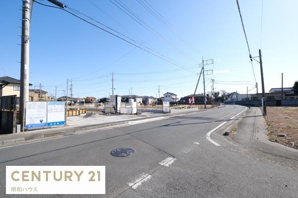 �O�ʓ��H�܂ތ��n�ʐ^ 1���������B�e