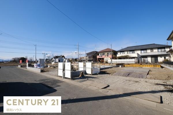 �O�ʓ��H�܂ތ��n�ʐ^ 4���������B�e