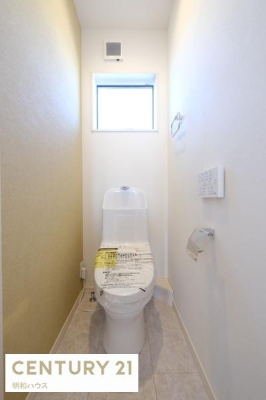 �g�C�� 2�K�E�H�V�����b�g�g�C��