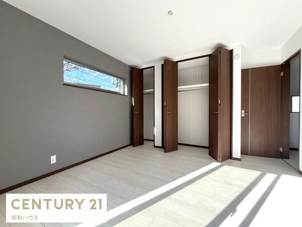 �m�� �m��7��