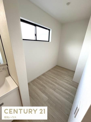 ���ʑ�E���ʏ� 1�����E�E�ߎ����̃��l���X�y�[�X�I