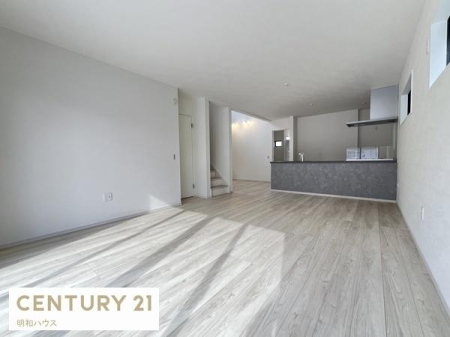 ���r���O 1�����E�Ί炪����e����LDK21���I