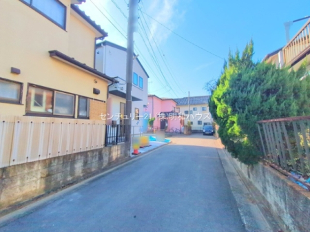 �O�ʓ��H�܂ތ��n�ʐ^ -