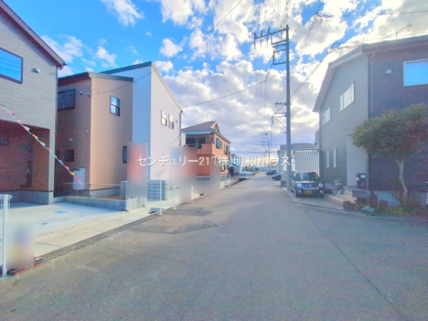 �O�ʓ��H�܂ތ��n�ʐ^ -