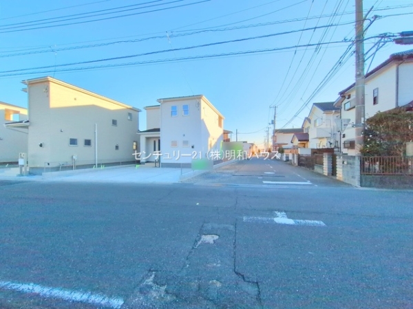 �O�ʓ��H�܂ތ��n�ʐ^ -