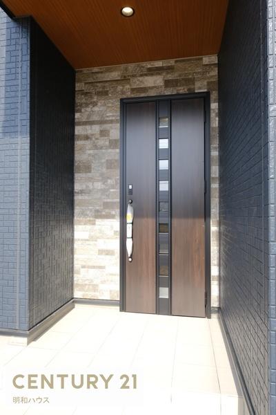 ���� �s�b��ƊJ�I�d�r���t�����փh�A�I