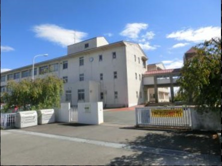 ���ӊ� �y���w�Z�z�F1200m�쓇���������w�Z