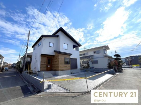 �O�ʓ��H�܂ތ��n�ʐ^ ����������߃����w�k��13���̏Z��n�I