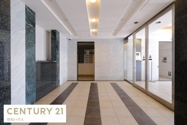 �G���g�����X �I�[�g���b�N�t���ň��S��