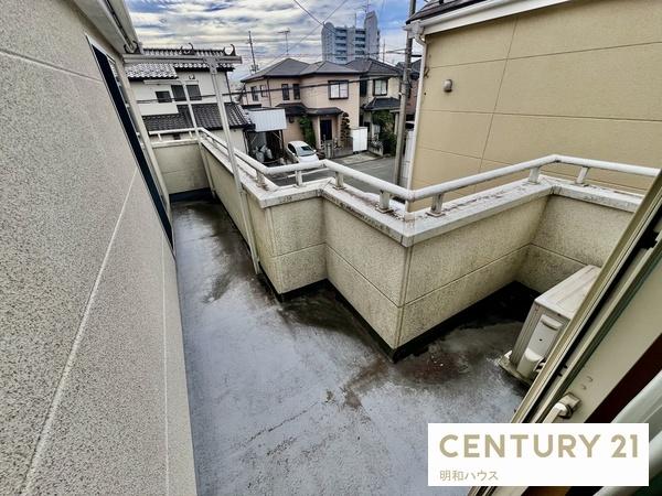 �o���R�j�[ -