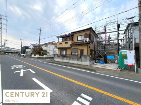 �O�ʓ��H�܂ތ��n�ʐ^ �L�X18�����r���O�����́I