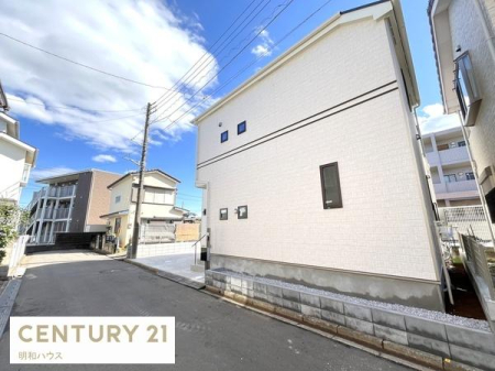 �O�ʓ��H�܂ތ��n�ʐ^ JR��z���I��w�k��15���ɏZ��n�I