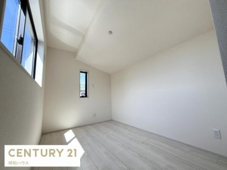 �m�� 2�����E�m��5.1���{W-�N���[�[�b�g�I