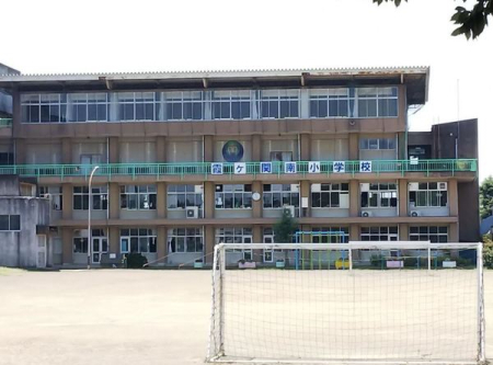 ���ӊ� �y���w�Z�z�F130m��z�s�����P�֓쏬�w�Z