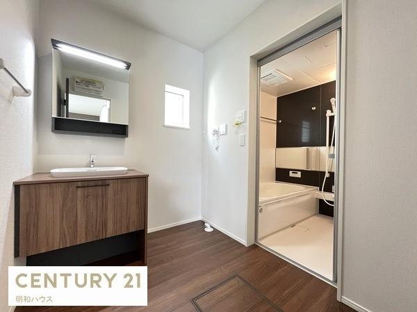 ���ʑ�E���ʏ� 3����