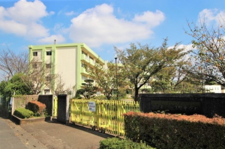 ���ӊ� �y���w�Z�z�F869m��ˎs����H�쒆�w�Z