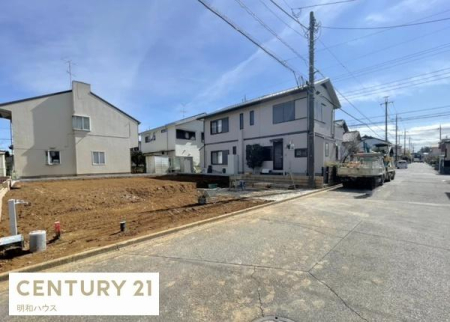 �O�ʓ��H�܂ތ��n�ʐ^ ����4LDK�ɂł���ό^�Z��I