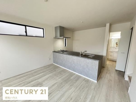 ���r���O 1�����E�Ί炪����e����LDK22���I