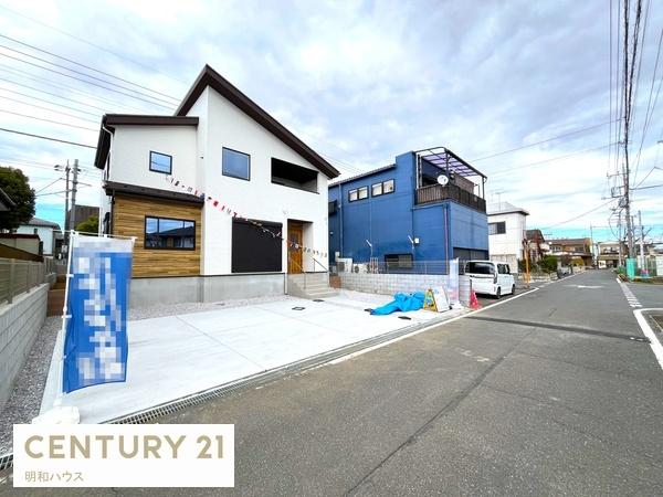 �O�ʓ��H�܂ތ��n�ʐ^ ���ӂ͐����ɕK�v�Ȏ{�݂��[�����Ă��܂��I