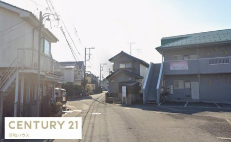 �O�ʓ��H�܂ތ��n�ʐ^ �Ԓʂ�͑����Ȃ��̂ł��q�l�����S�ł��I