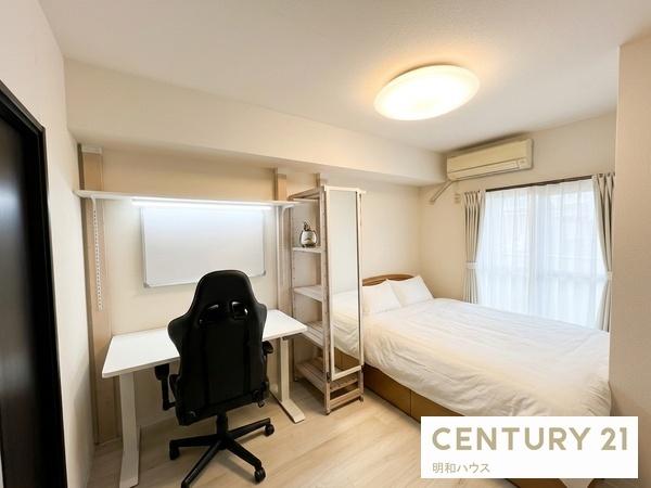 �m�� �m��5.9���I