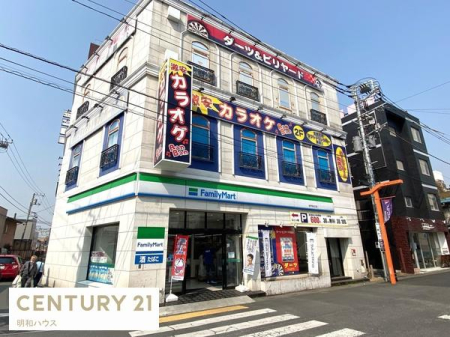 ���ӊ� �y�R���r�j�z�F270m�t�@�~���[�}�[�g��ˉw�k���X