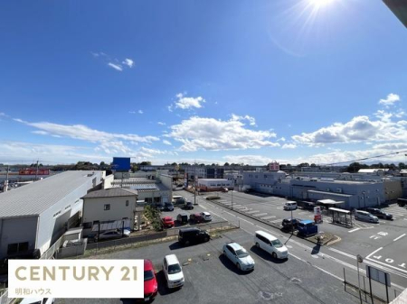 �Z�˂���̒��]�ʐ^ ��z���ʂ̊X���݂����n���܂��I