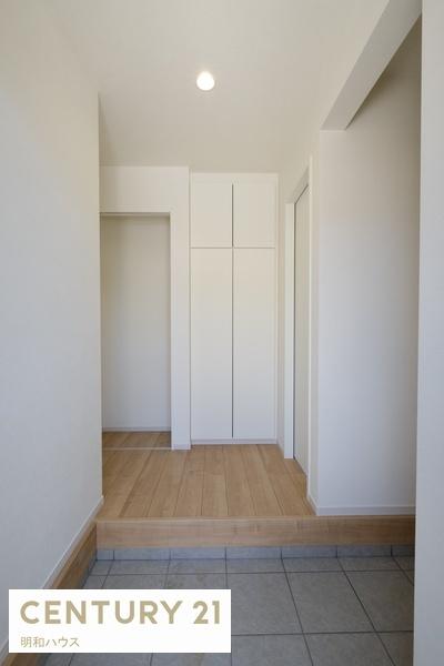 ���� ��e�ʂ̃V���[�YBOX�E�N���[�[�b�g����