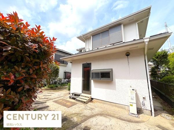 ���̑����n ���ӂ͐����ɕK�v�Ȏ{�݂��[�����Ă��܂��I