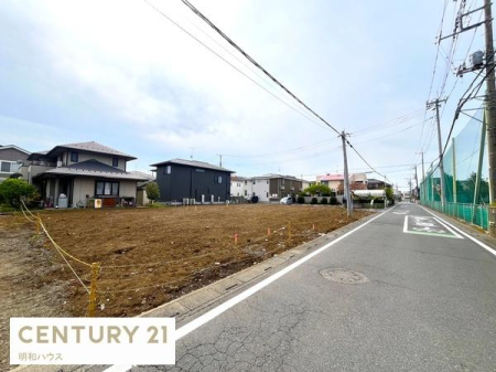 �O�ʓ��H�܂ތ��n�ʐ^ ���ӂ͐����ɕK�v�Ȏ{�݂��[�����Ă��܂��I