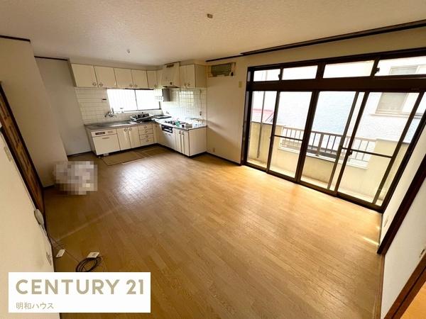 ���r���O �Ƒ��̏Ί炪����e���̋�ԁI