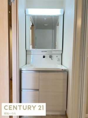 リビング　浴室暖房乾燥機バス・三面鏡付洗面台交換！