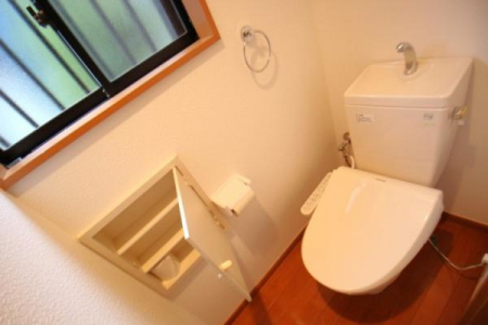 トイレ　１階ウォシュレットトイレ新規交換！