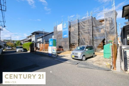 OʓH܂ތnʐ^ ̂JIȉƁI